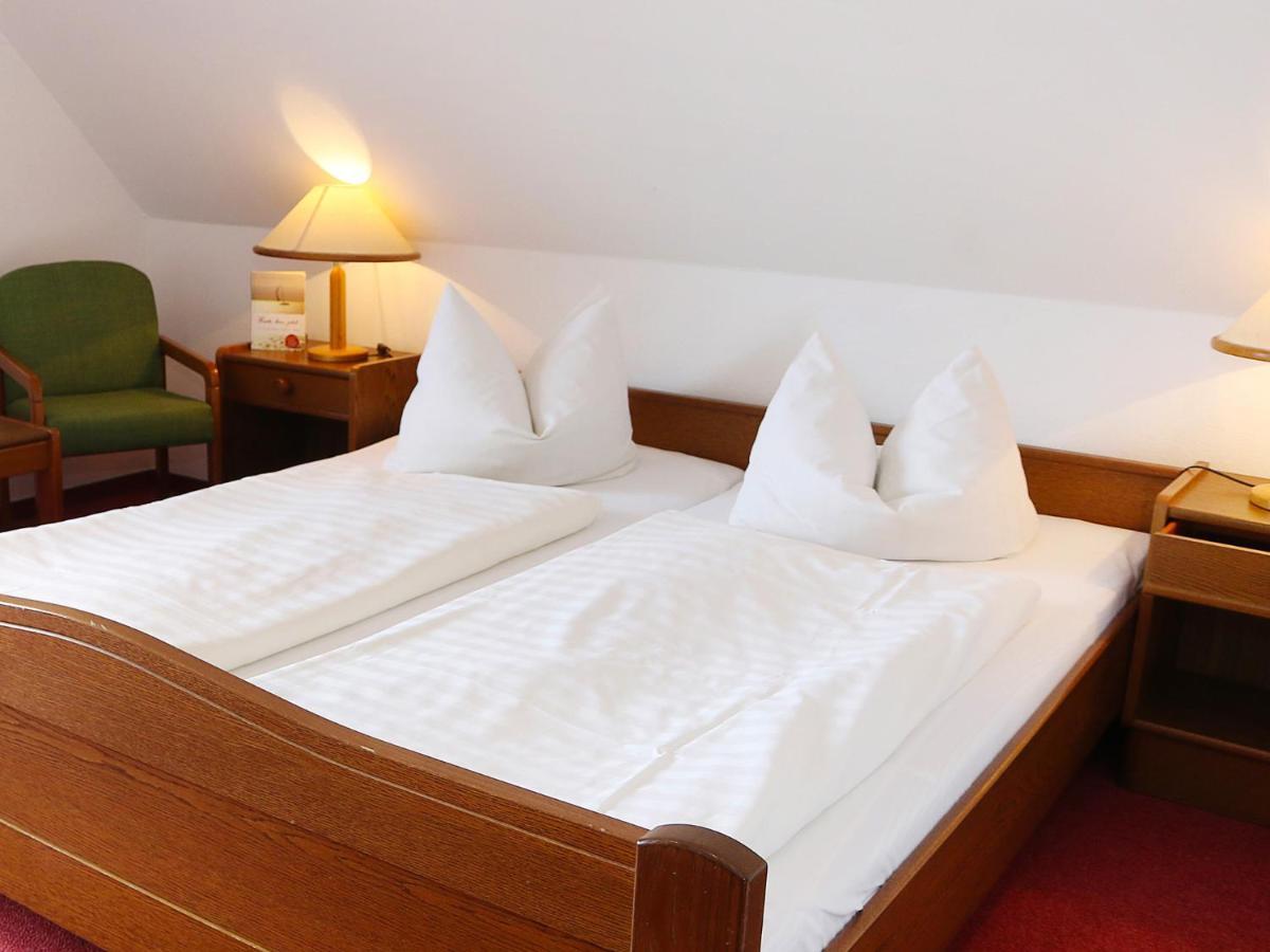Landhotel & Reiterhof Schumann Triptis Экстерьер фото