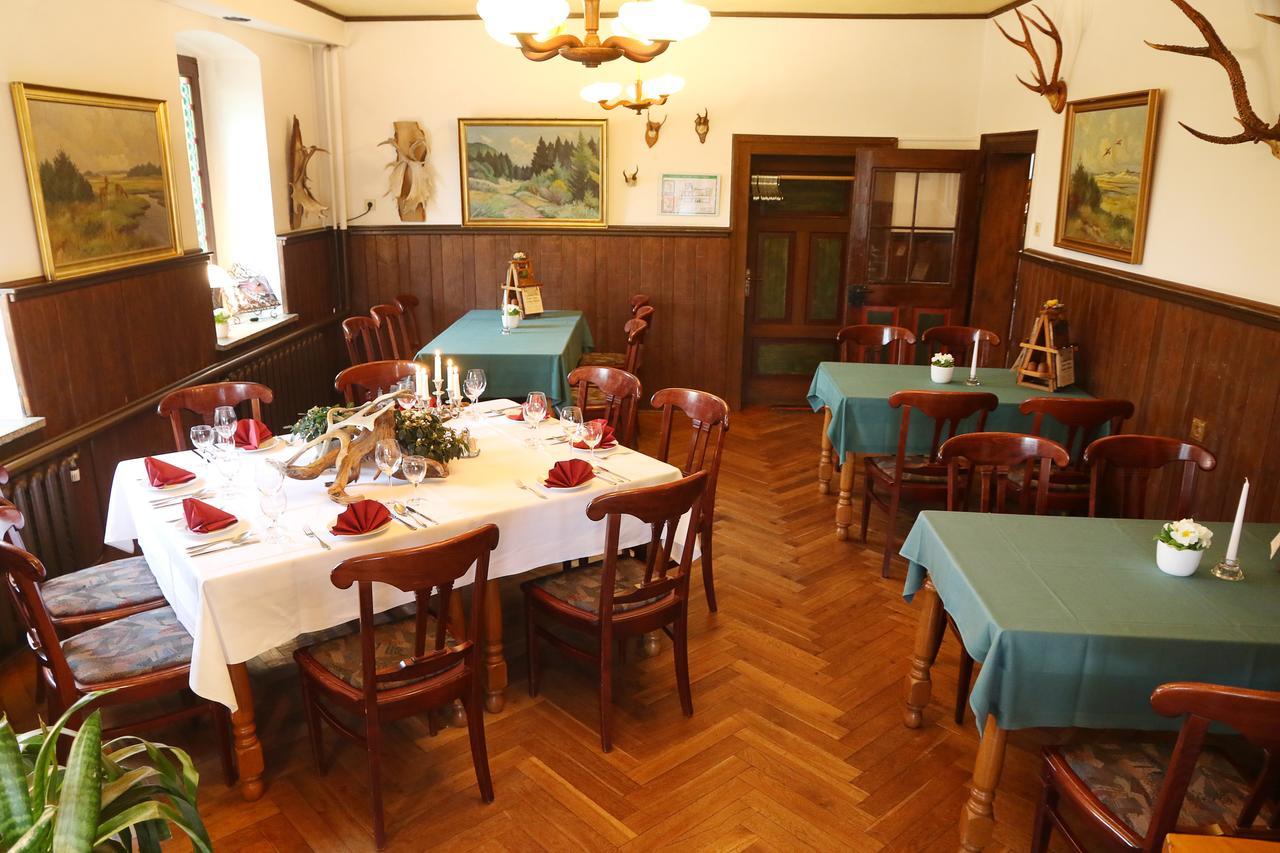 Landhotel & Reiterhof Schumann Triptis Экстерьер фото